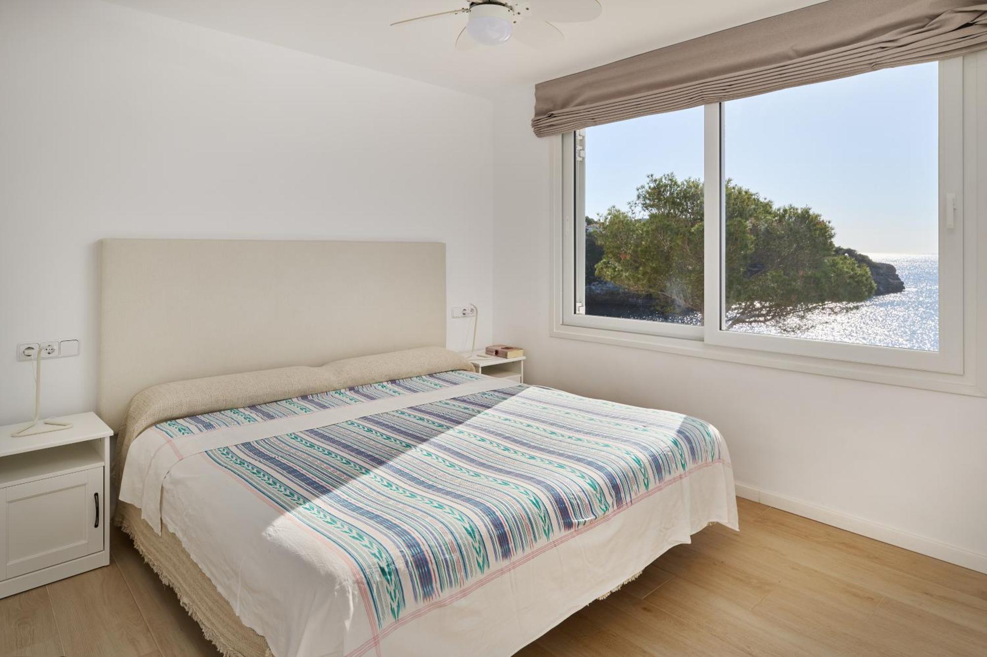 Sea Frontline Apartment 'Faraona'. Pool. Wifi Сантаньї Екстер'єр фото